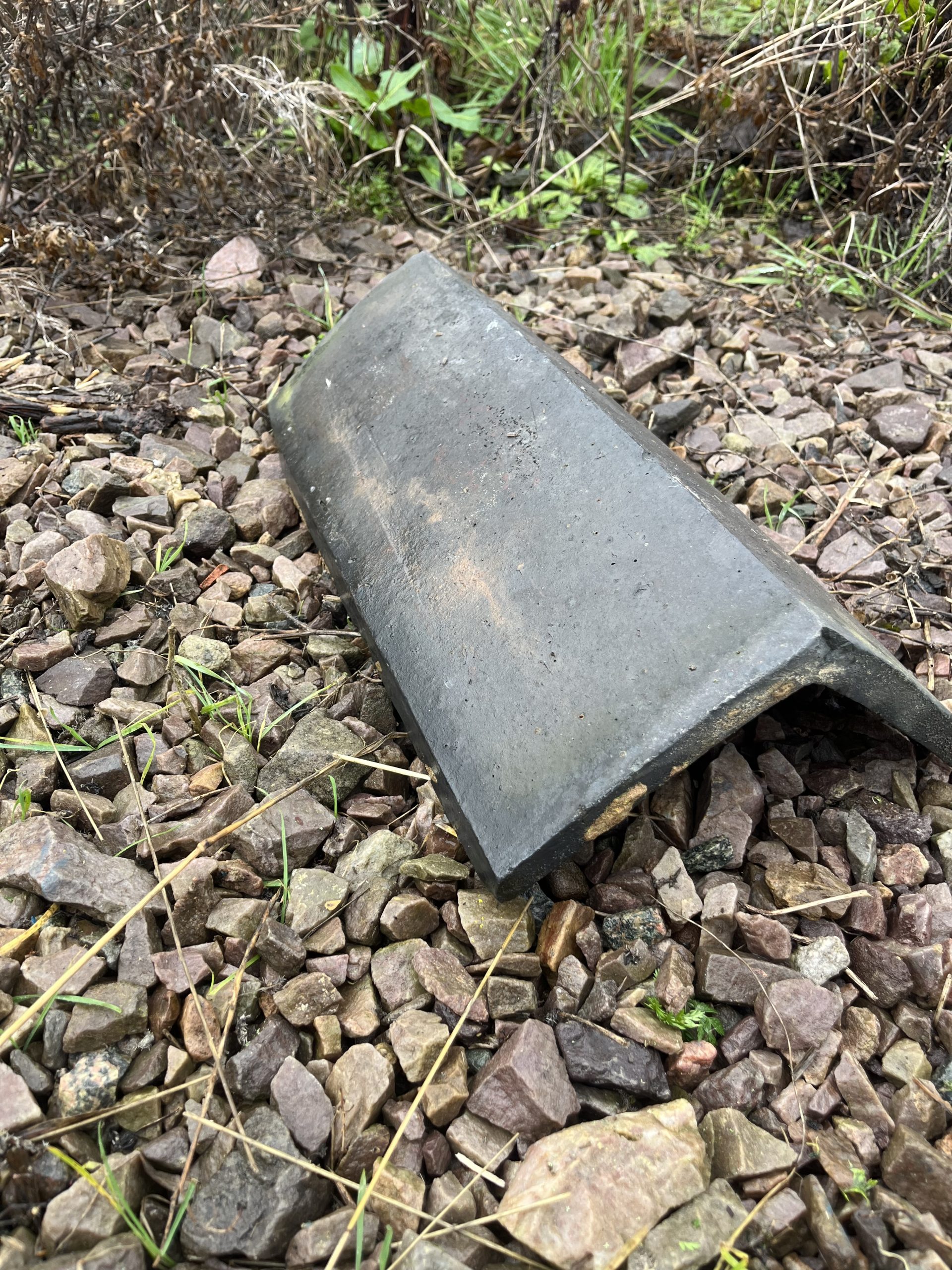Reclaimed Ridge Tiles (RI36) - Image 2